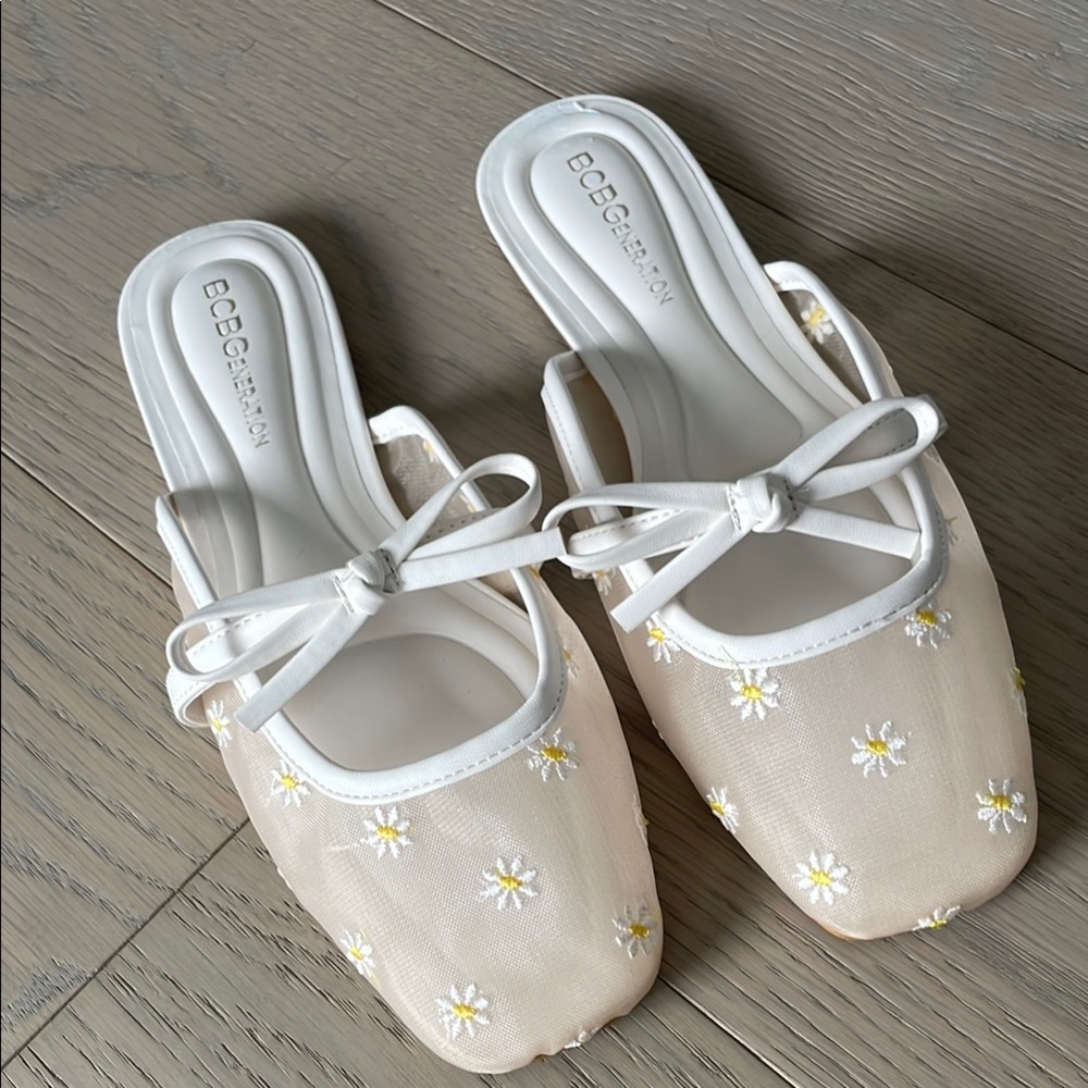 BCBGeneration Daisy Shoes 🌼